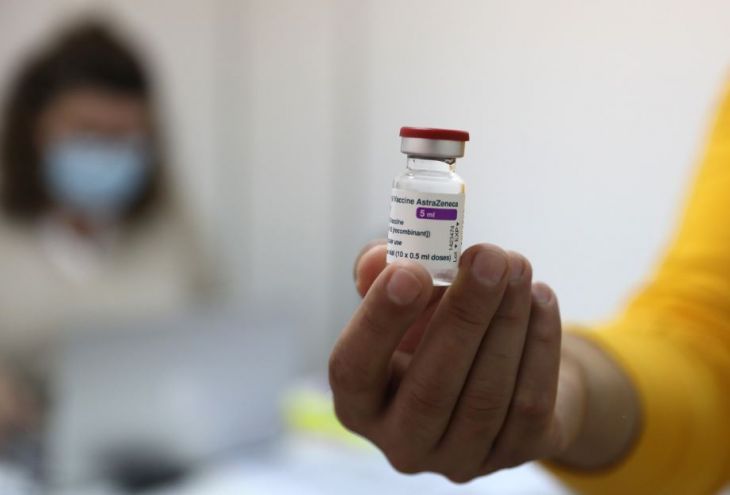 После трехдневной заминки вакцинация на Кипре продолжена 