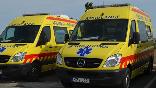 Кипрский подросток доставлен в больницу после поножовщины в школе | CypLIVE