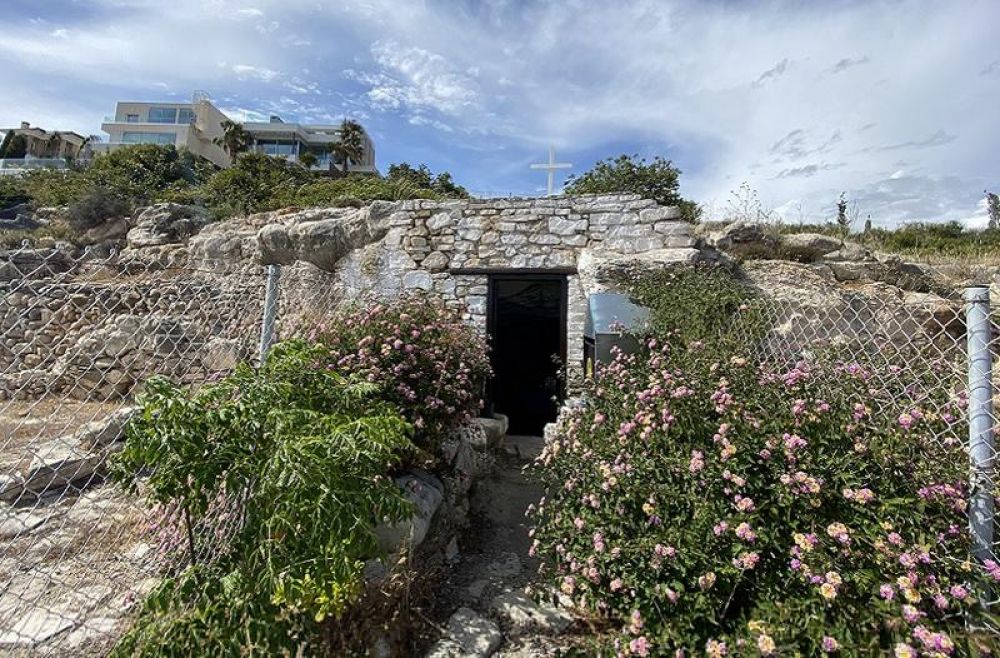 Посетите малоизвестную пещерную церковь в Лимассоле - Вестник Кипра