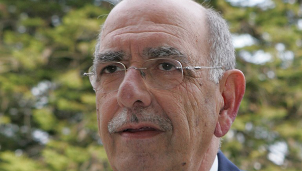 Скончался экс-министр обороны Кипра Костас Папакостас