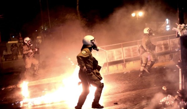 Беспорядки в Афинах - Кипр Информ