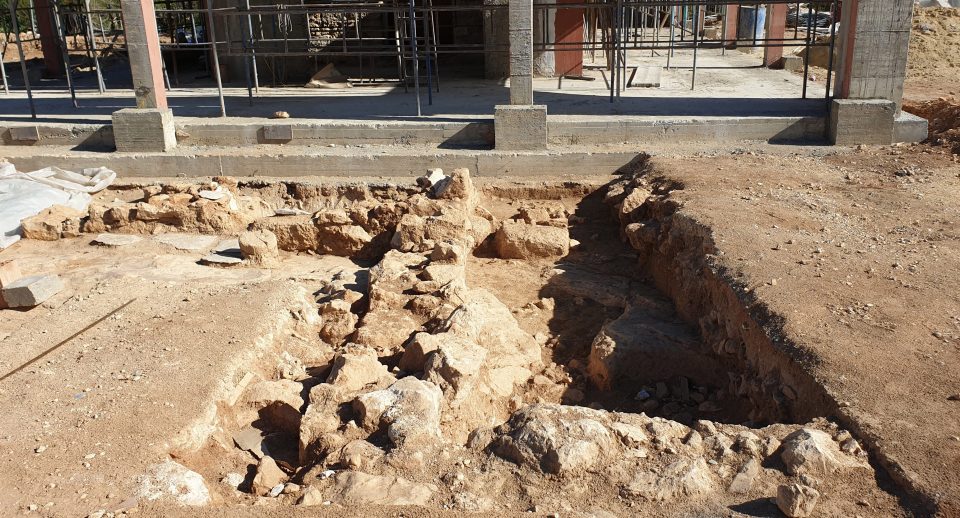 Археологи нашли в Протарасе останки священника - Вестник Кипра