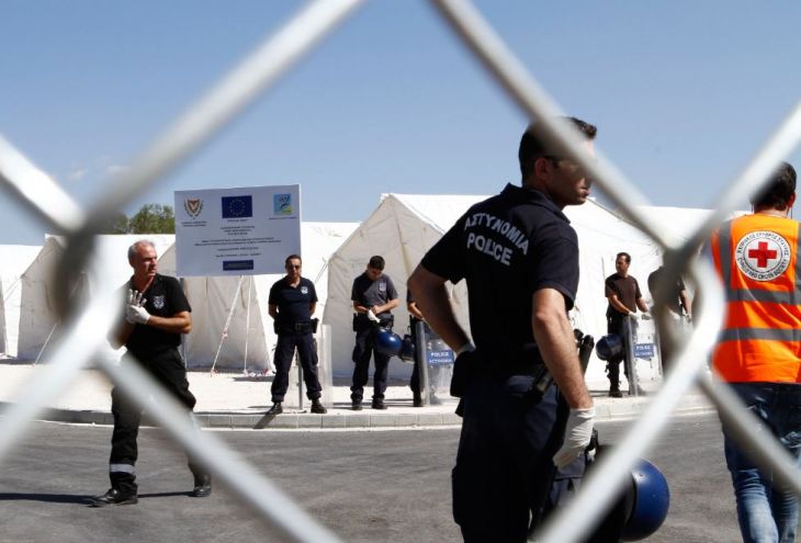 За выходные в Республику Кипр приплыли и пришли 160 беженцев. Что делать?