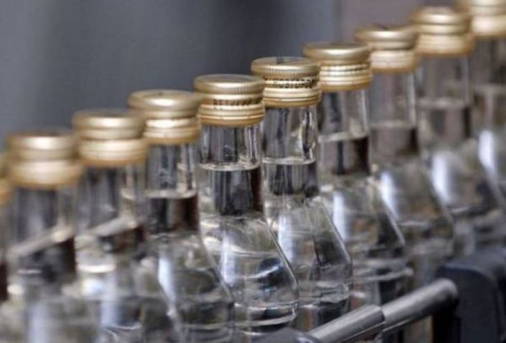 В Лимассоле предъявлено обвинение кассиру супермаркета за продажу водки 13-летней россиянке